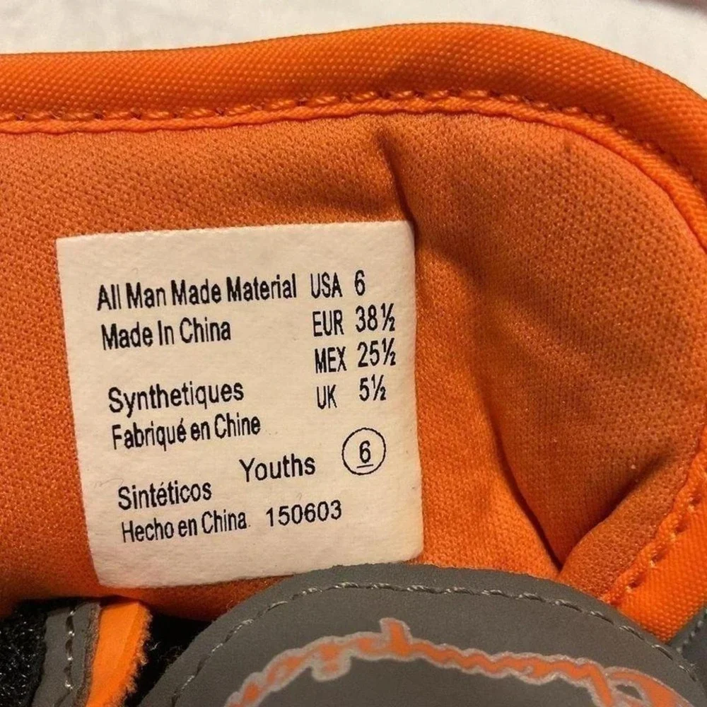 Champion sandals‎ size 6